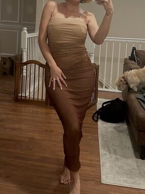 Sleek Two-Tone Tan Bodycon Midi Dress
